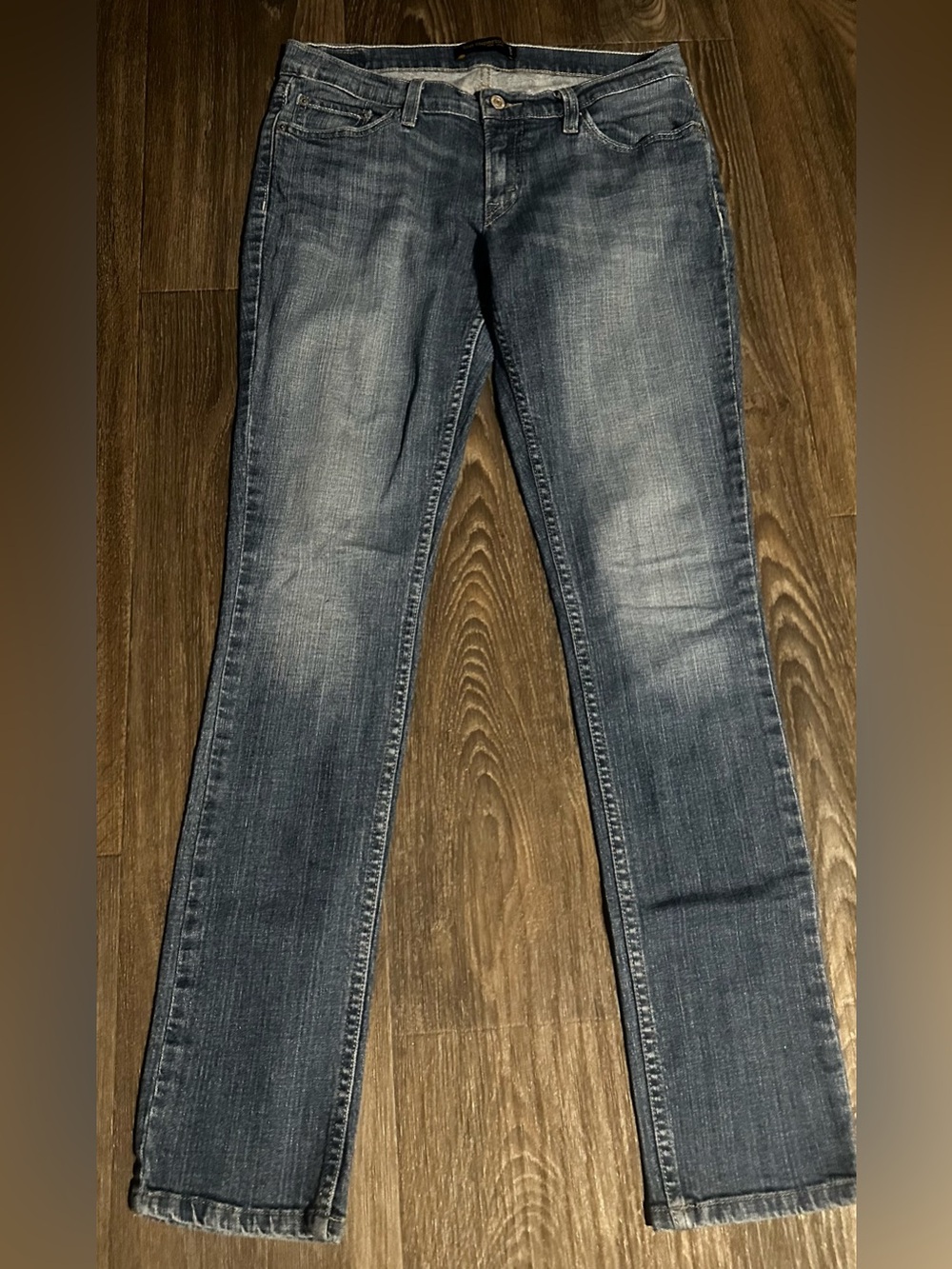 Levi's Women's Medium Blue Skinny Jeans